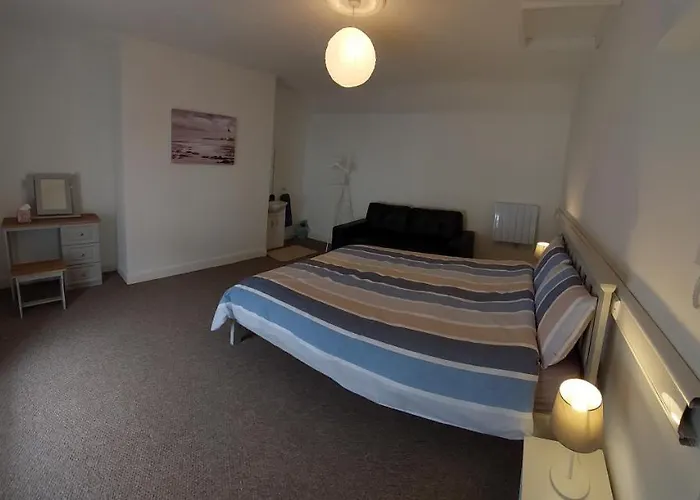 Keeles Townhouse Couette-café *