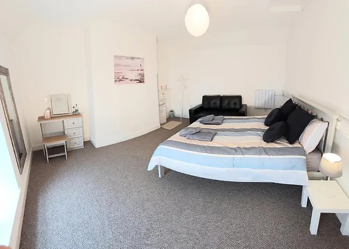 Nocleg ze śniadaniem Keeles Townhouse *